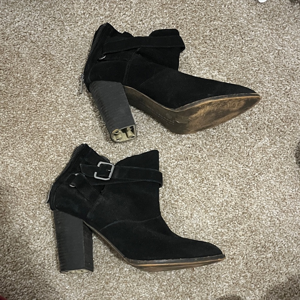 Chinese Laundry Black Heeled Boots